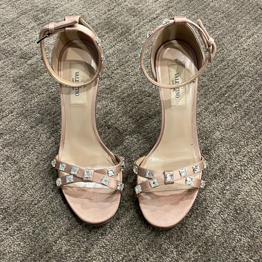 Valentino blush rhinestone sandal size 6.5 women